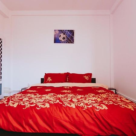 Casa Selly Hotel Tulcea Buitenkant foto